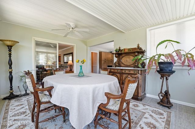 138 Overlook Drive, West End, NC 27376
