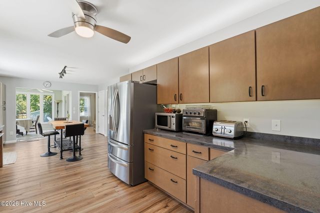 138 Overlook Drive, West End, NC 27376