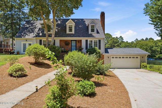 138 Overlook Drive, West End, NC 27376