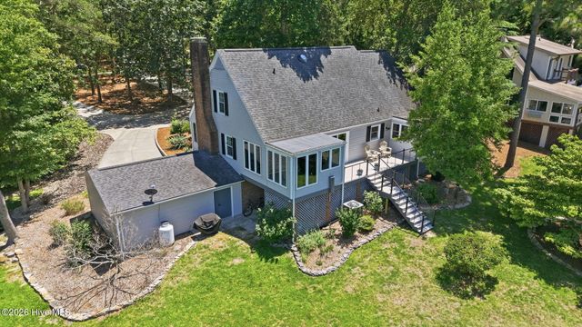 138 Overlook Drive, West End, NC 27376