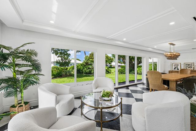 4419 E Sanderling Cir, Boynton Beach, FL 33436