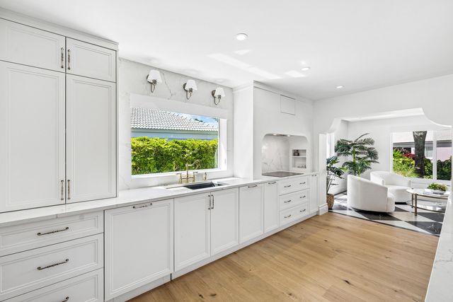 4419 E Sanderling Cir, Boynton Beach, FL 33436