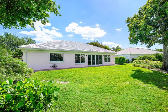 4419 E Sanderling Cir, Boynton Beach, FL 33436