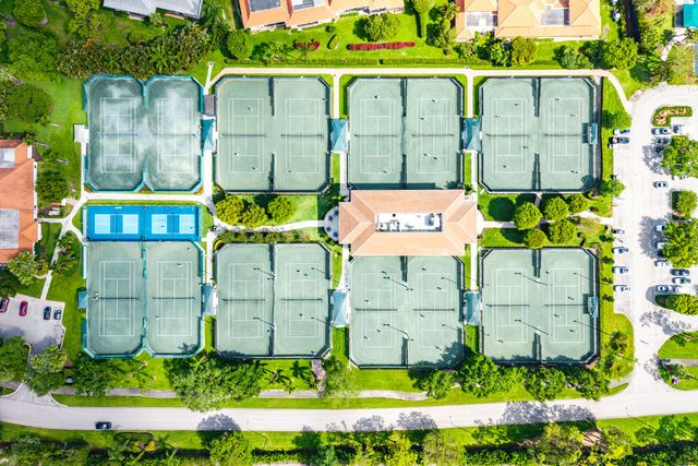 4419 E Sanderling Cir, Boynton Beach, FL 33436