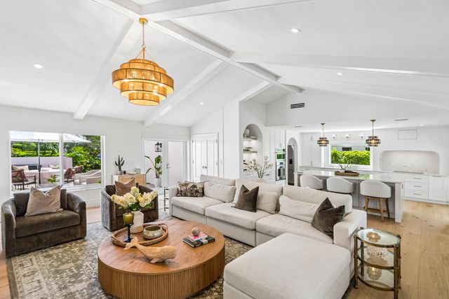 4419 E Sanderling Cir, Boynton Beach, FL 33436