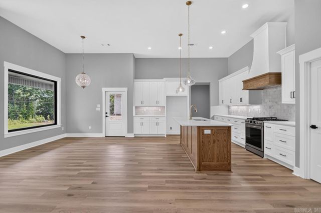 8032 Creek Rock, Alexander, AR 72002