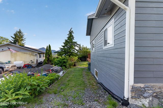 3839 Baranof Avenue, Ketchikan, AK 99901