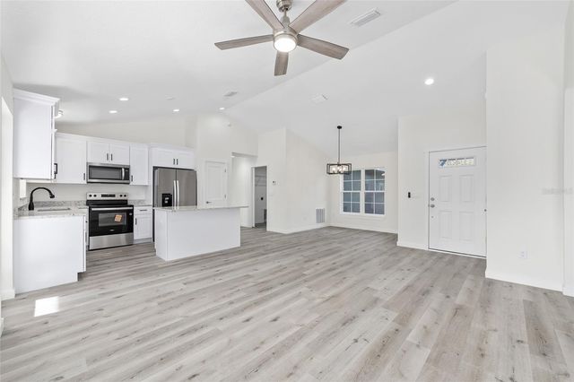 8106 N VOYAGER DRIVE, Citrus Springs, FL 34433