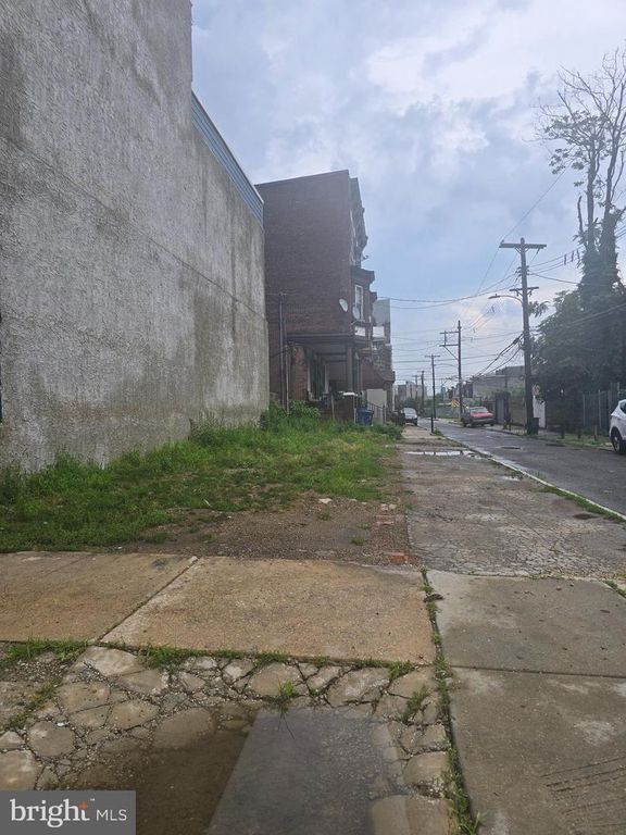 1813 N NATRONA ST, Philadelphia, PA 19121