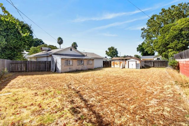 5800 San Ardo Way, North Highlands, CA 95660