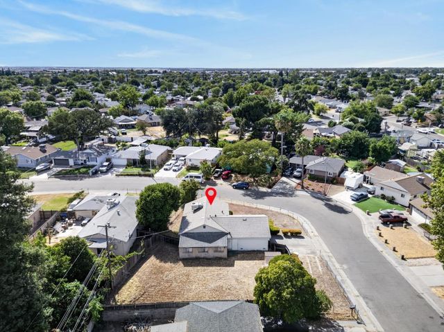 5800 San Ardo Way, North Highlands, CA 95660