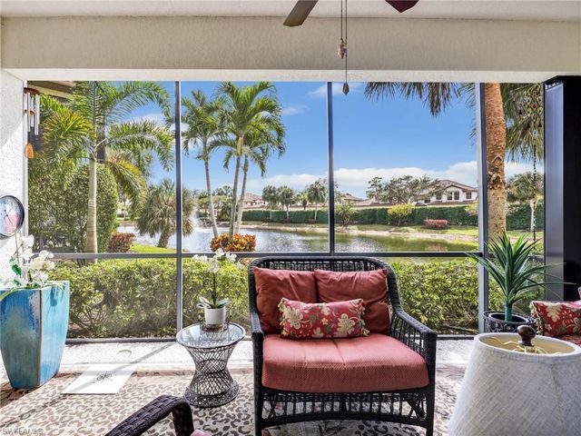 8138 SARATOGA DR # 2201, Naples, FL 34113