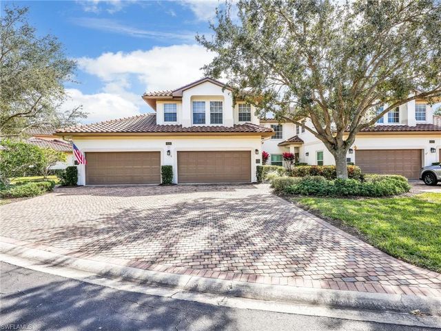 8138 SARATOGA DR # 2201, Naples, FL 34113