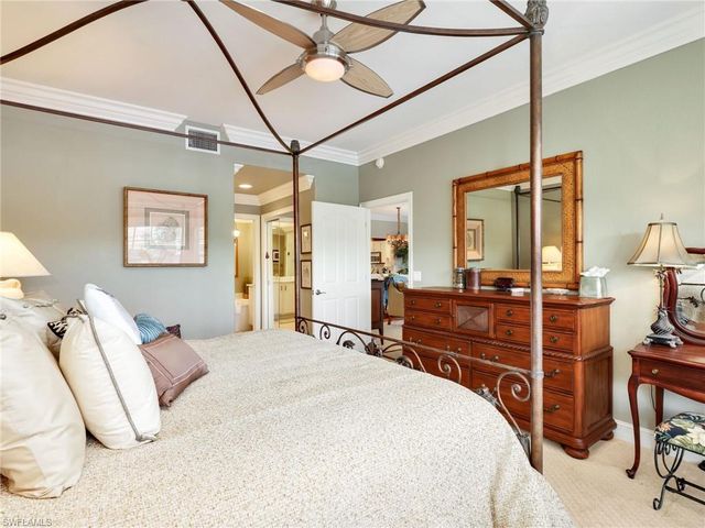 8138 SARATOGA DR # 2201, Naples, FL 34113