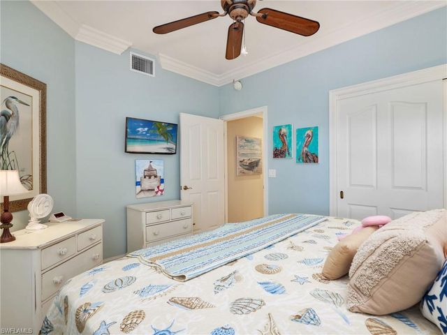 8138 SARATOGA DR # 2201, Naples, FL 34113