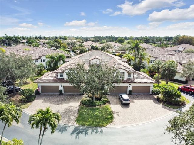 8138 SARATOGA DR # 2201, Naples, FL 34113