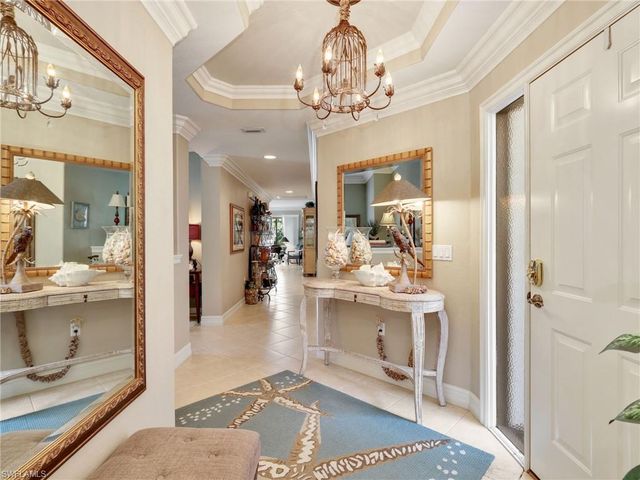 8138 SARATOGA DR # 2201, Naples, FL 34113