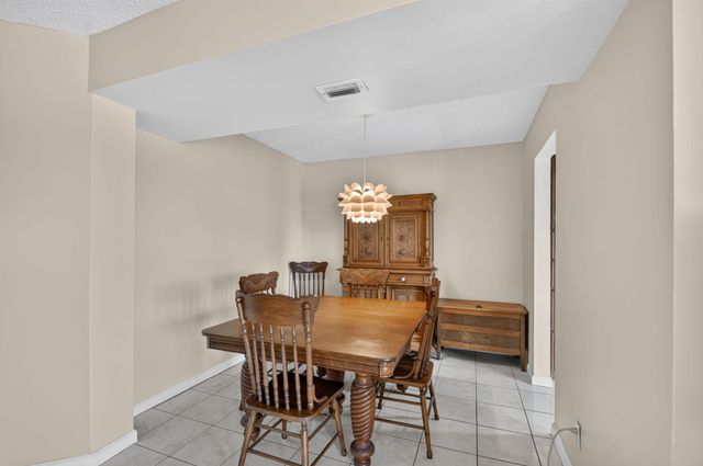3597 Birdie Drive 604 C, Lake Worth, FL 33467