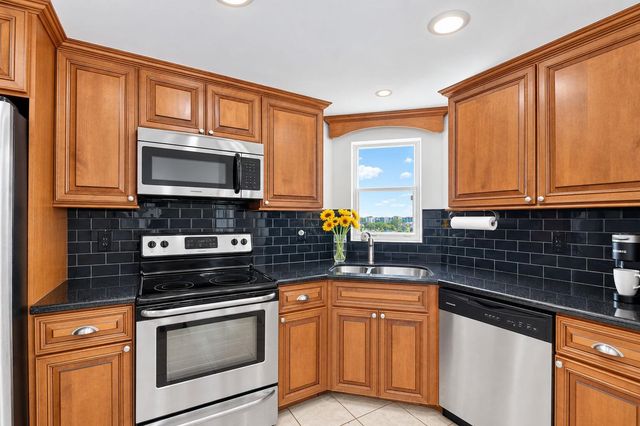 3597 Birdie Drive 604 C, Lake Worth, FL 33467