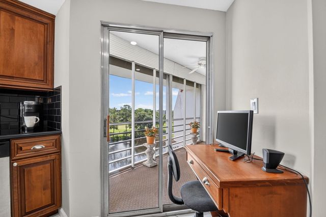 3597 Birdie Drive 604 C, Lake Worth, FL 33467