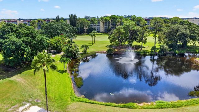 3597 Birdie Drive 604 C, Lake Worth, FL 33467