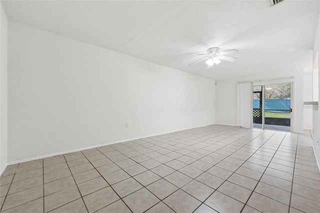 501 SW 75TH STREET F11, Gainesville, FL 32607