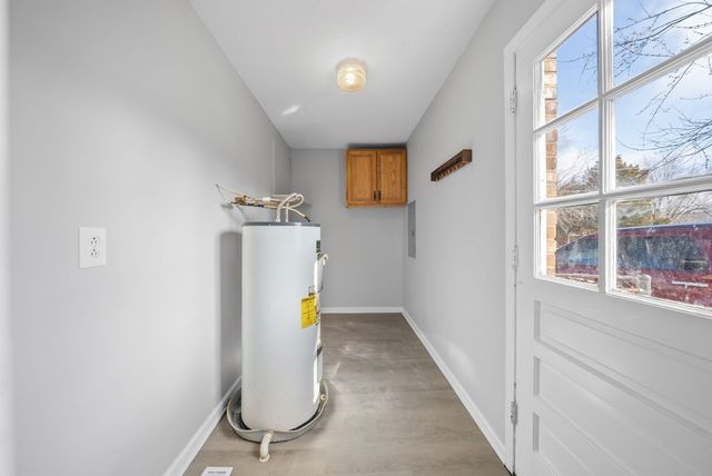 512 Yvonne Dr, Clarksville, TN 37042