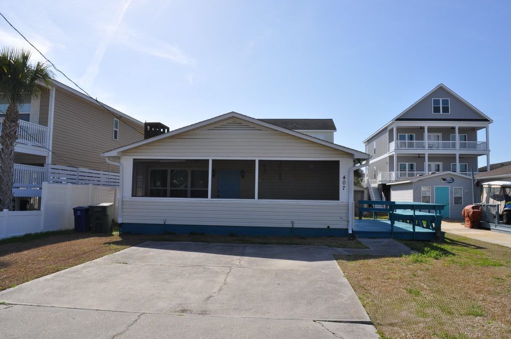 407 29th Ave. N, North Myrtle Beach, SC 29582