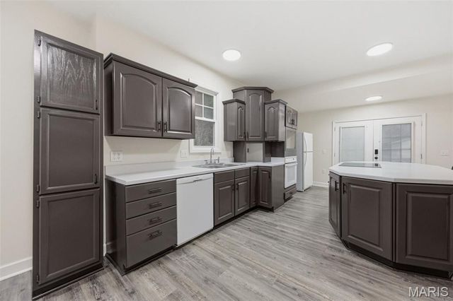 3024 Brown Street, Alton, IL 62002