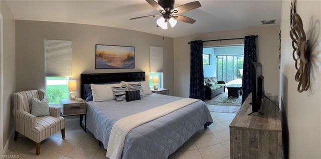 1102 El Dorado PKWY W, Cape Coral, FL 33914
