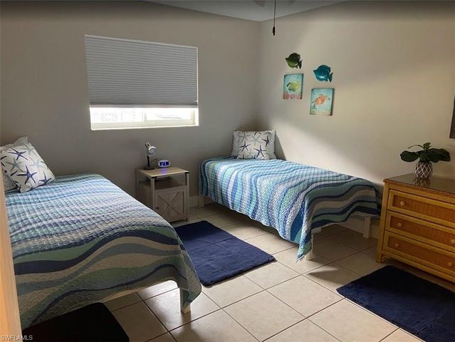 1102 El Dorado PKWY W, Cape Coral, FL 33914