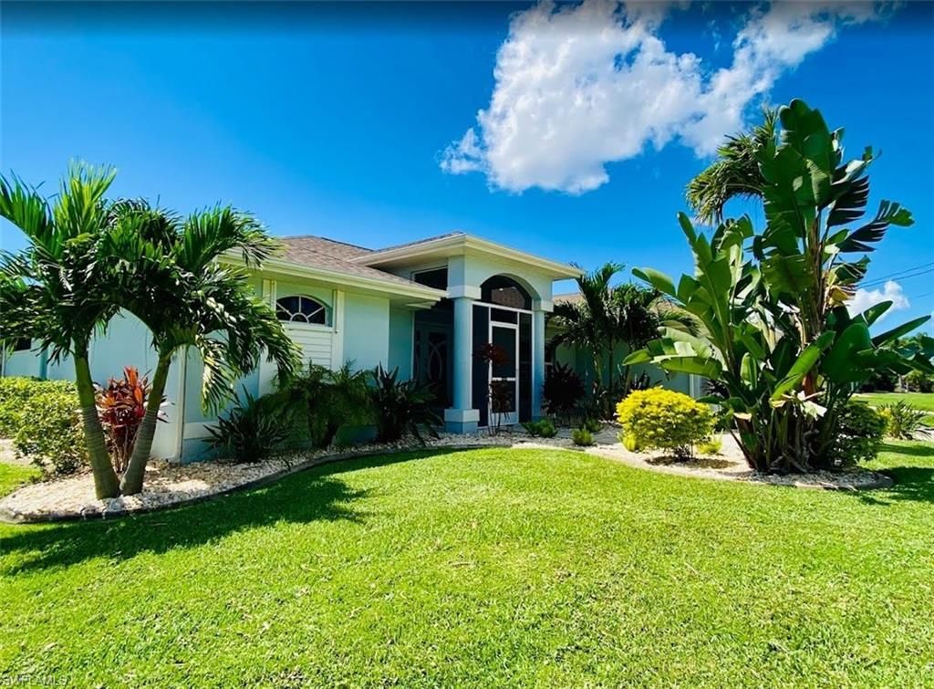 1102 El Dorado PKWY W, Cape Coral, FL 33914