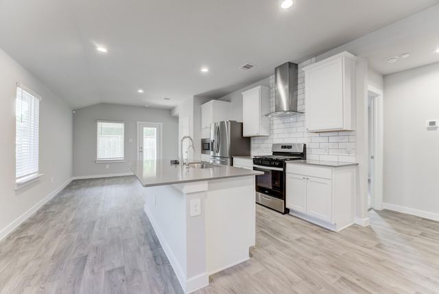 2824 Wingmore Lane, Houston, TX 77047