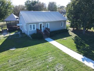 407 W Holdt Street, Battle Lake, MN 56515