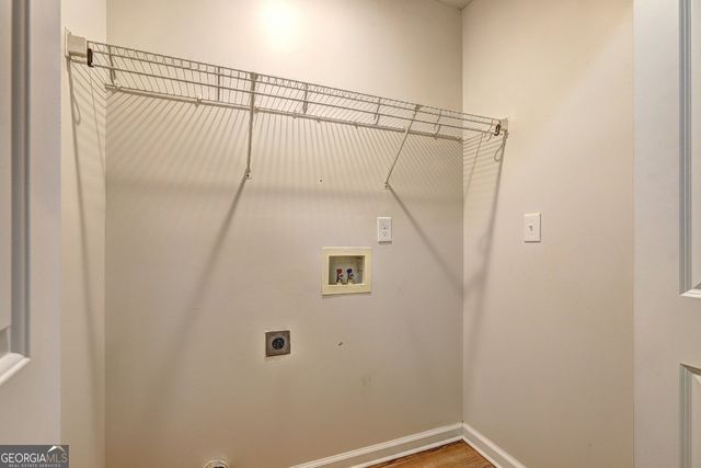 17 Carey Court, Grantville, GA 30220