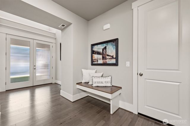 610 Field Place NE, Renton, WA 98059