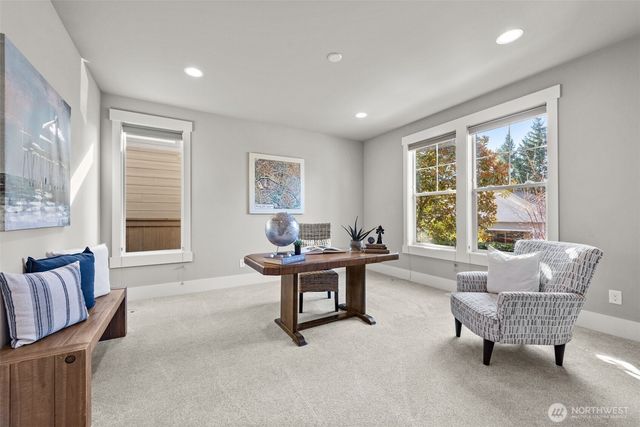 610 Field Place NE, Renton, WA 98059