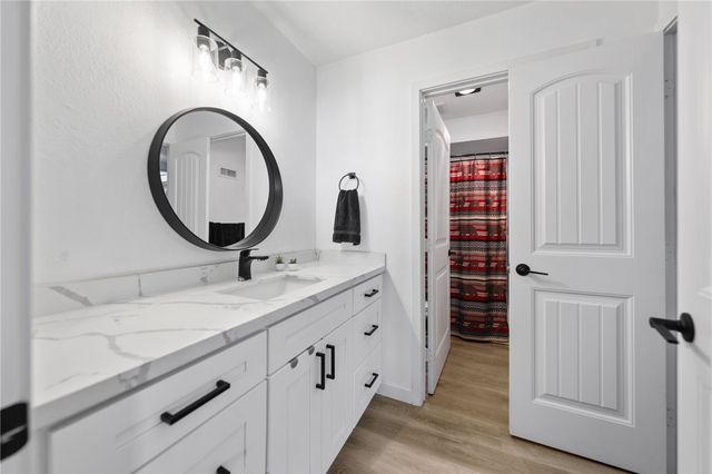 1040 E Washington, Escondido, CA 92025