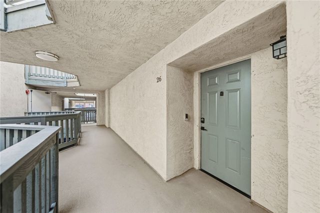 1040 E Washington, Escondido, CA 92025