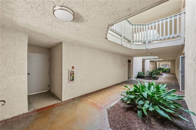 1040 E Washington, Escondido, CA 92025