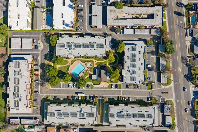 1040 E Washington, Escondido, CA 92025