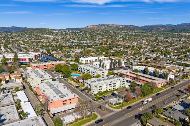 1040 E Washington, Escondido, CA 92025