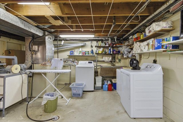 5302 Athens AVENUE, Racine, WI 53406