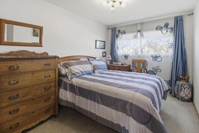 5302 Athens AVENUE, Racine, WI 53406