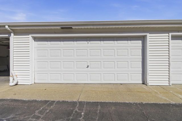 5302 Athens AVENUE, Racine, WI 53406