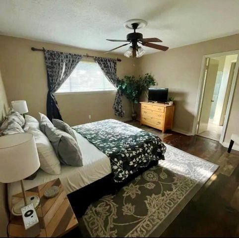 2406 Strait Lane, Houston, TX 77084