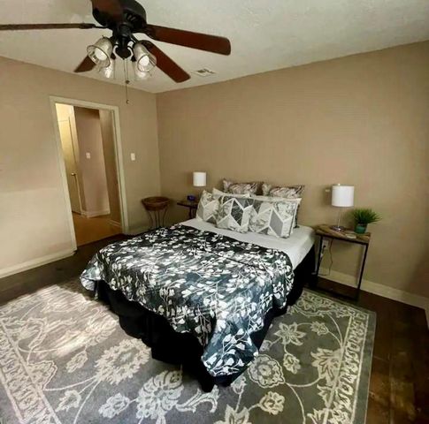 2406 Strait Lane, Houston, TX 77084