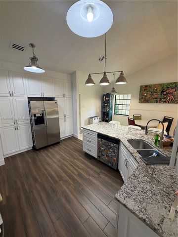 15705 SW 7th Pl, Sunrise, FL 33326