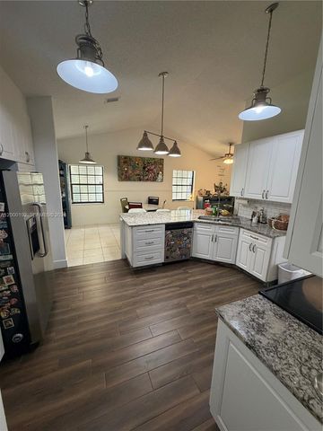 15705 SW 7th Pl, Sunrise, FL 33326