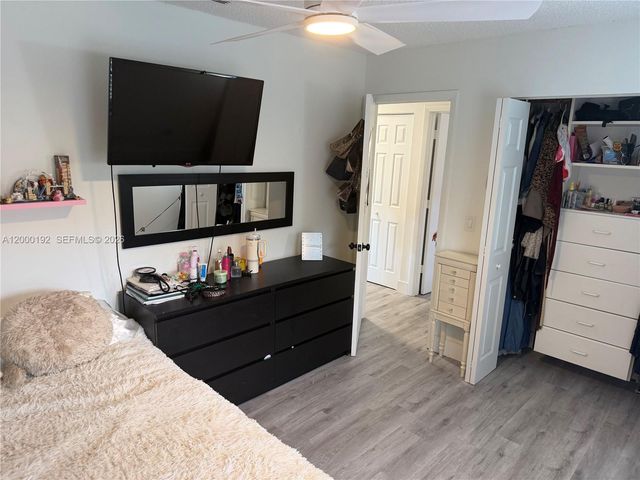 15705 SW 7th Pl, Sunrise, FL 33326